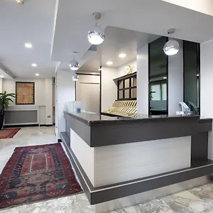 hotel-esperia-rho.it-lombardy.com/
